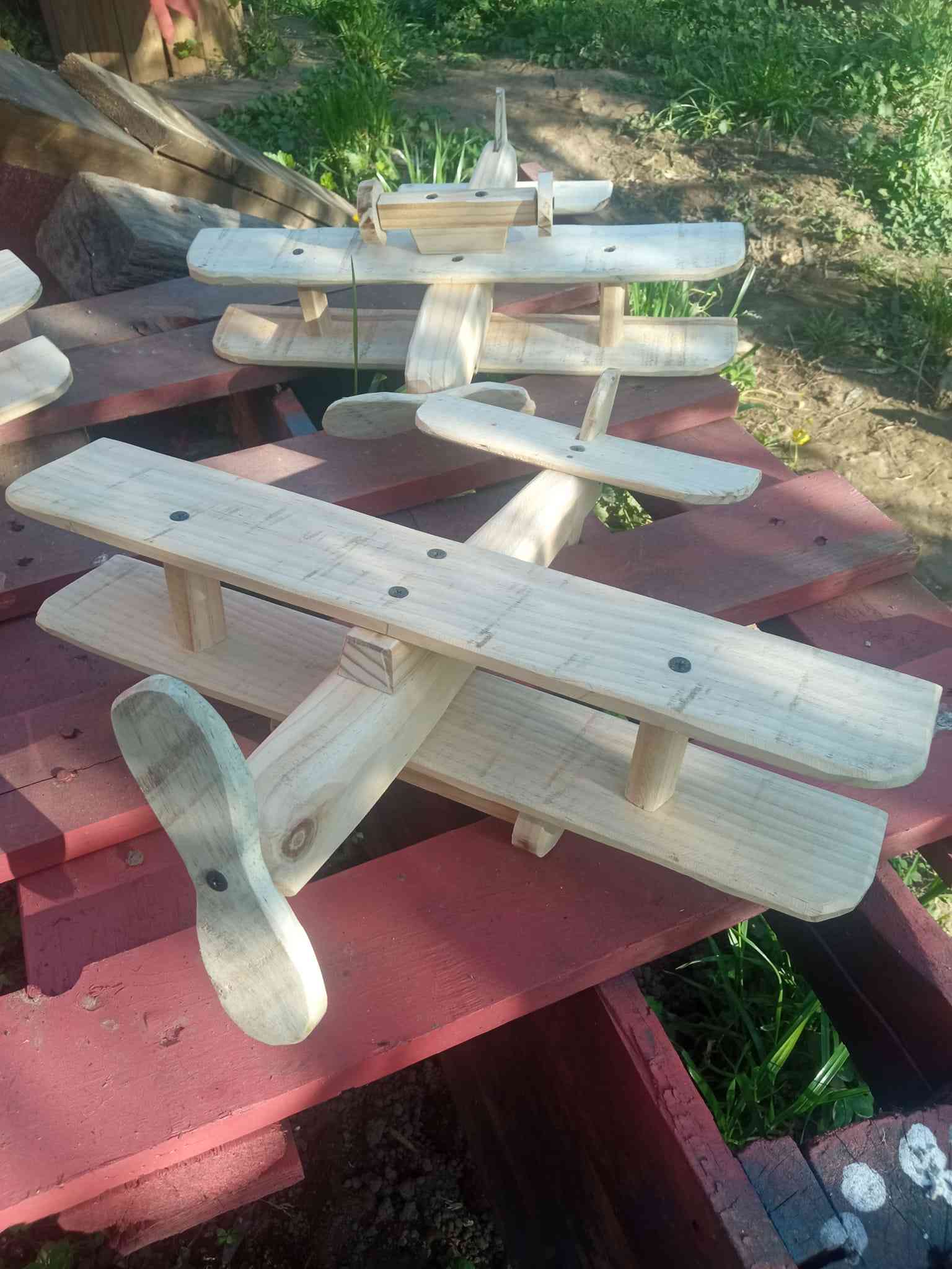 Aviones de madera - Juguete para pintar 